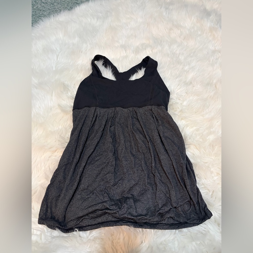 Lululemon black/grey‎ tank size 6
